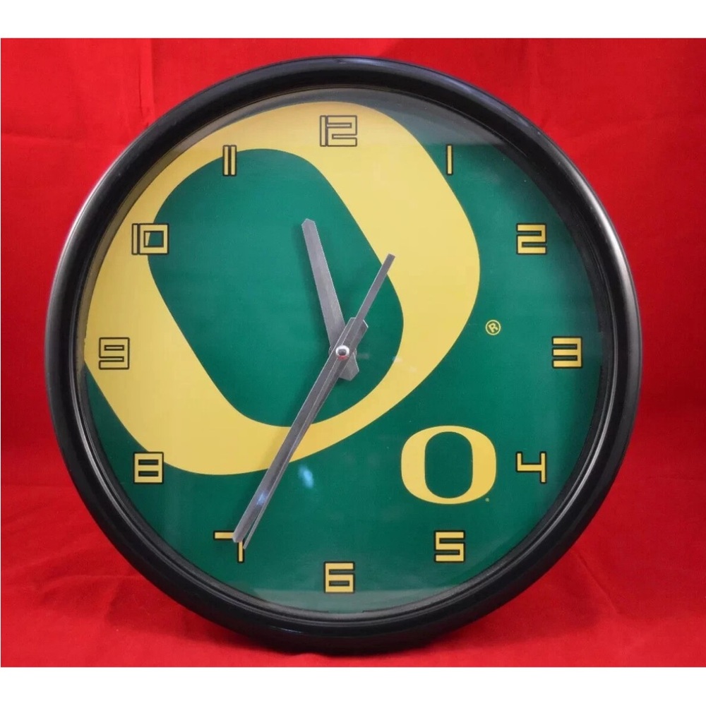Oregon Ducks UofO 12'' Dual "O" Clock, NCAA, College Souvenir, Fan